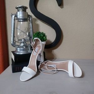 WOMAN SHOES "STEVE MADDEN" carrson SIZE(  9M )